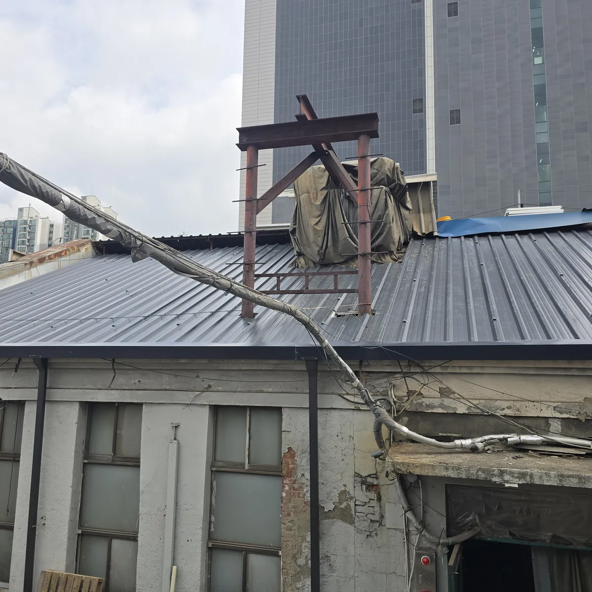 지붕 판넬 작업 참고 사진